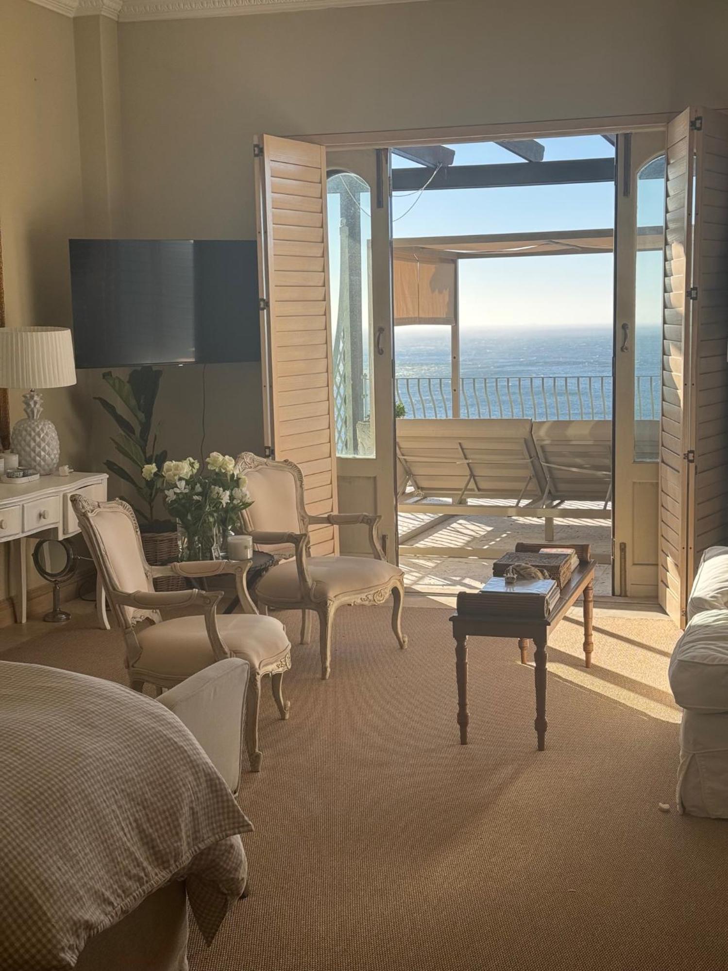 Villa Del Mar - "Luxurious En-Suite Bedroom With Lounge And Stunning Sea View Balcony In Bantry Bay" Cidade Do Cabo Exterior foto