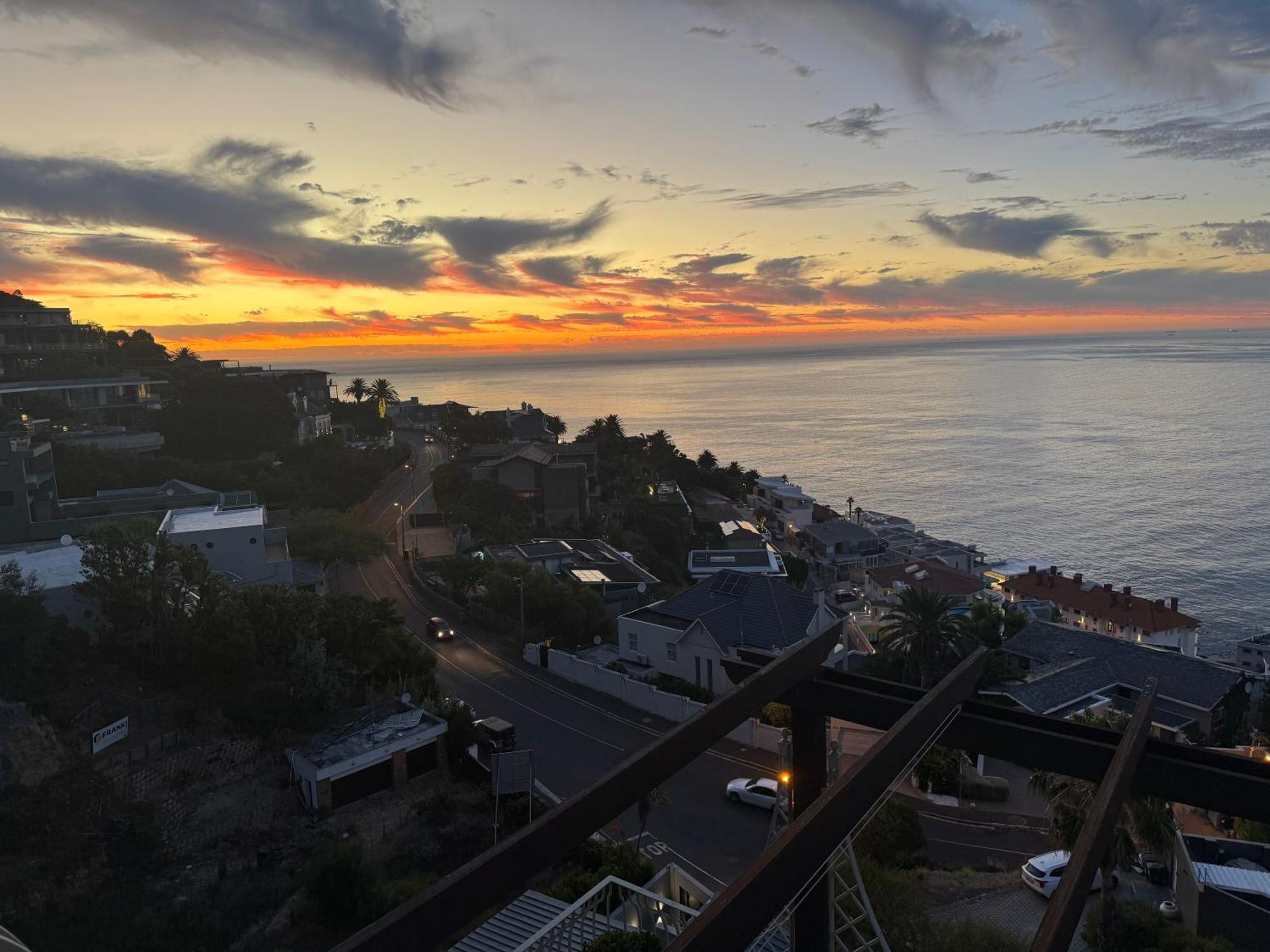 Villa Del Mar - "Luxurious En-Suite Bedroom With Lounge And Stunning Sea View Balcony In Bantry Bay" Cidade Do Cabo Exterior foto